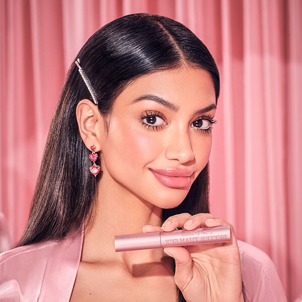 model and mascara