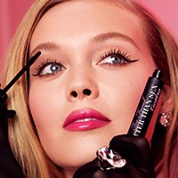 foreplay lash primer model 